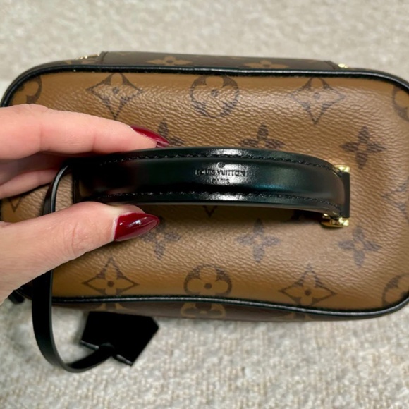 Authentic Louis Vuitton Vanity PM - Picture 2 of 10